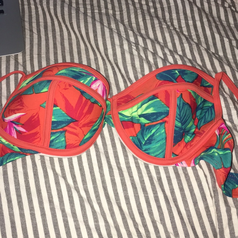 Bikini top padded